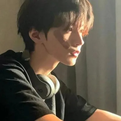 超酷微信男生头像