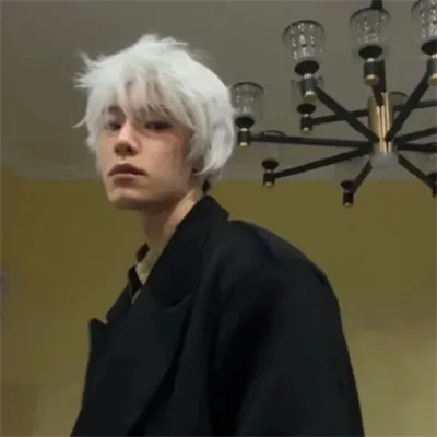 超酷微信男生头像