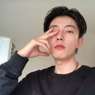 超酷微信男生头像