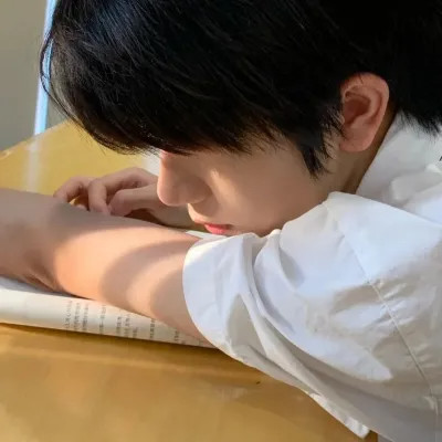 各具特色的微信男生头像