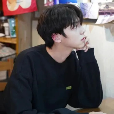 各具特色的微信男生头像