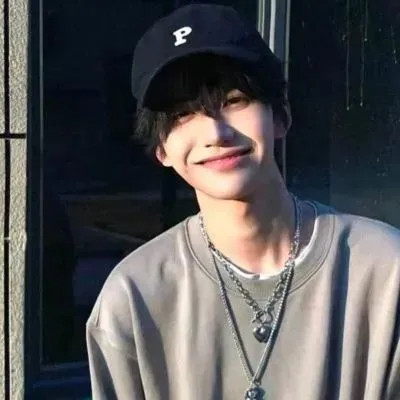 各具特色的微信男生头像