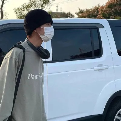 各具特色的微信男生头像