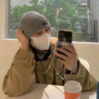 各具特色的微信男生头像