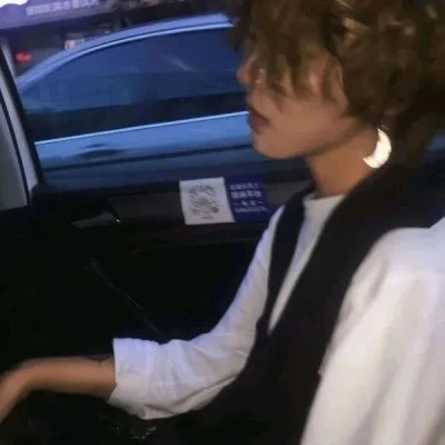 高颜值微信男生头像