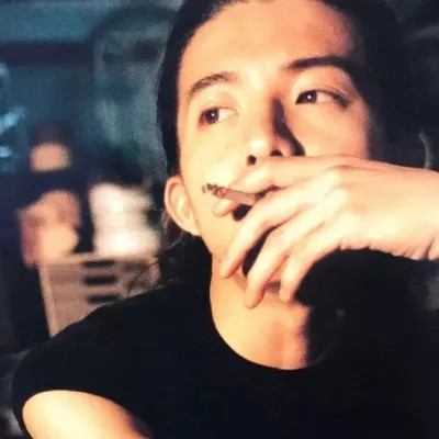 高颜值微信男生头像