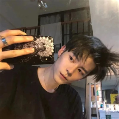 超火爆微信男生头像图片