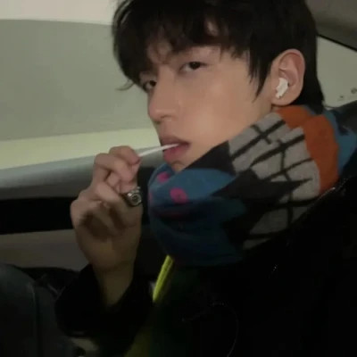 超火爆微信男生头像图片