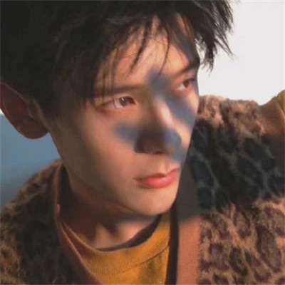 精选微信男生头像图片