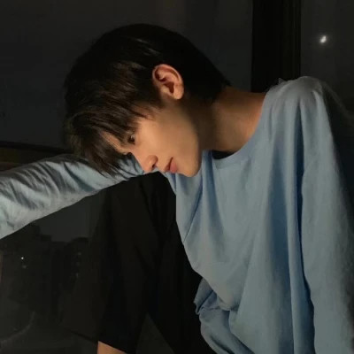精选微信男生头像图片