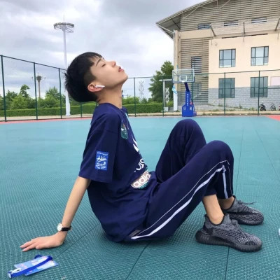 精选QQ男生头像图片