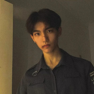 精选QQ男生头像图片
