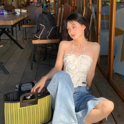 气质优雅的女性头像