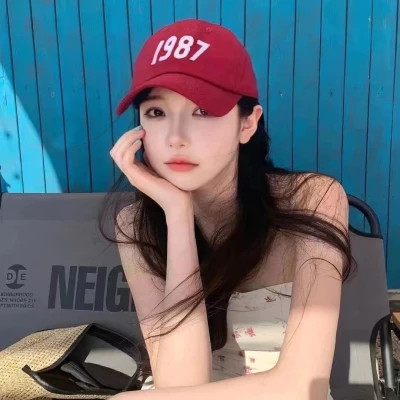 气质优雅的女性头像