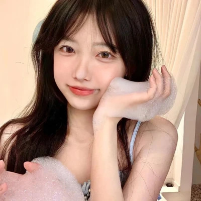 气质优雅的女性头像