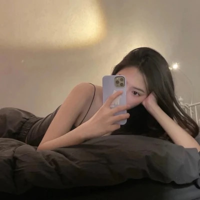 气质优雅的女性头像