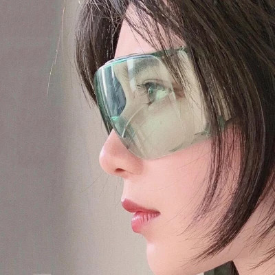 收藏点赞超多的女生头像图片