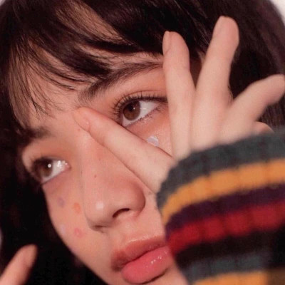 收藏点赞超多的女生头像图片