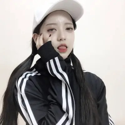 超有个性的女生头像