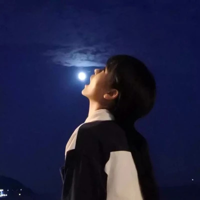 超有个性的女生头像