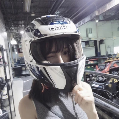 超有个性的女生头像