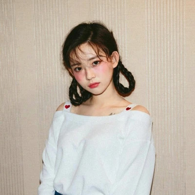 超有个性的女生头像
