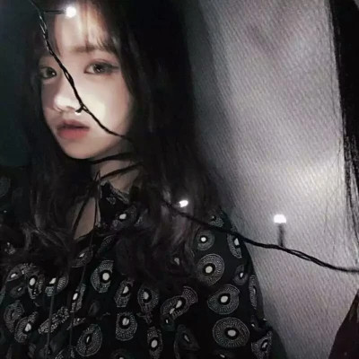 精选真人女生头像图片