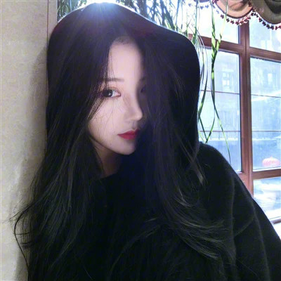 精选真人女生头像图片