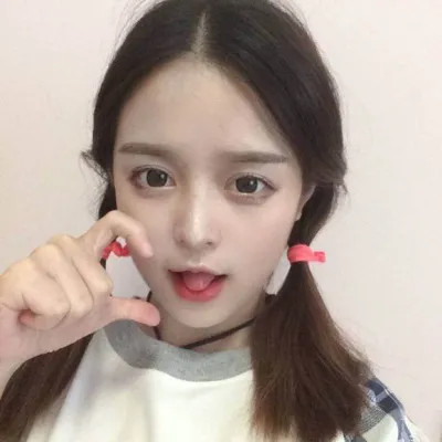 精选真人女生头像图片