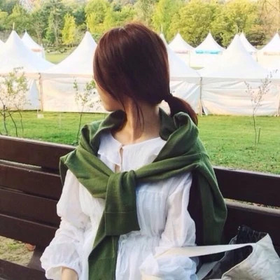 精选真人女生头像图片