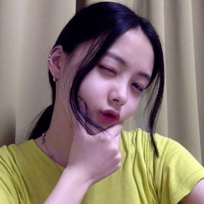 精选真人女生头像图片