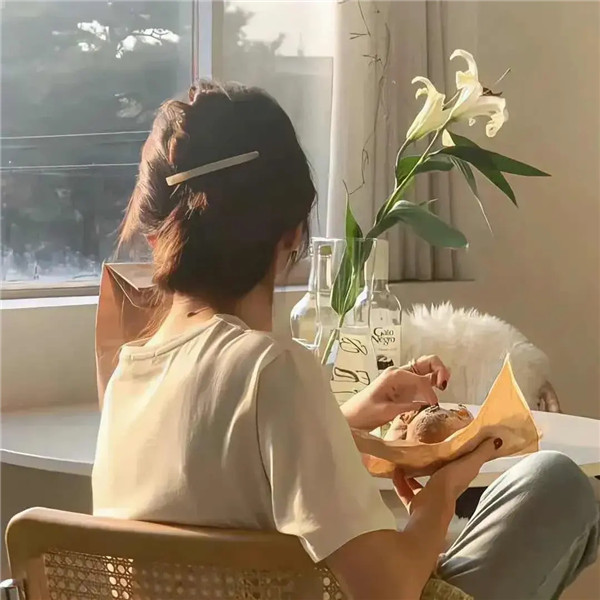 清新文艺女生头像图片