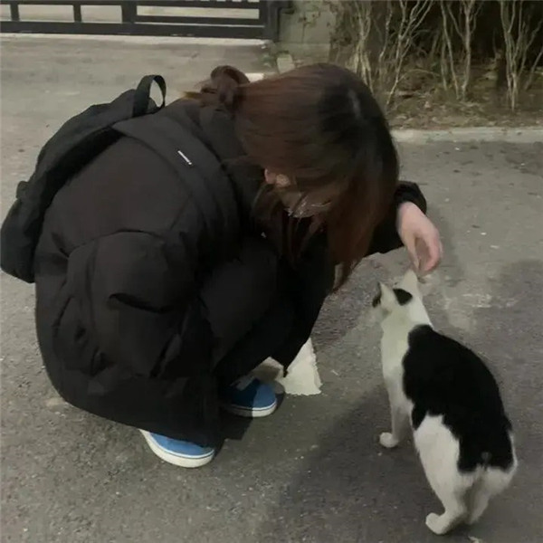 超级耐看的背影头像图片