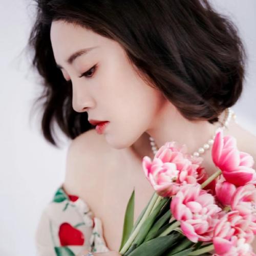 漂亮好看的感性成熟女生头像图片