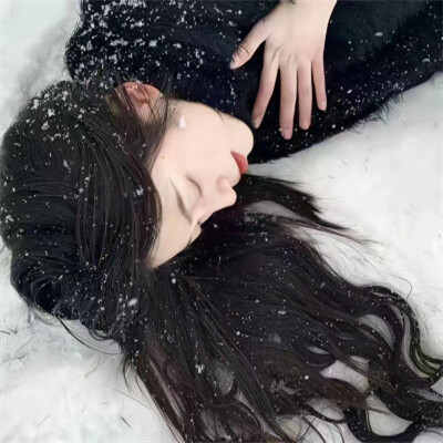 2025最新女生头像精选