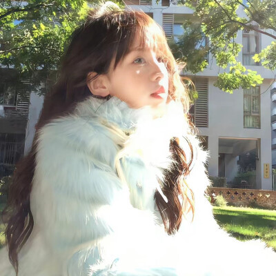 2025最新女生头像精选