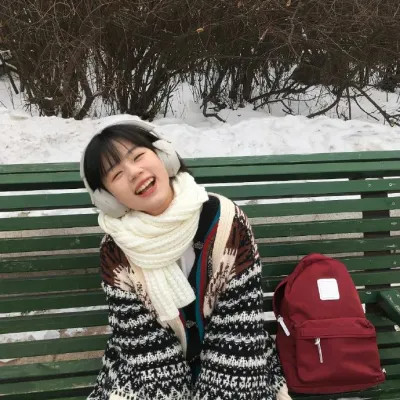 超温柔甜美女生头像图片