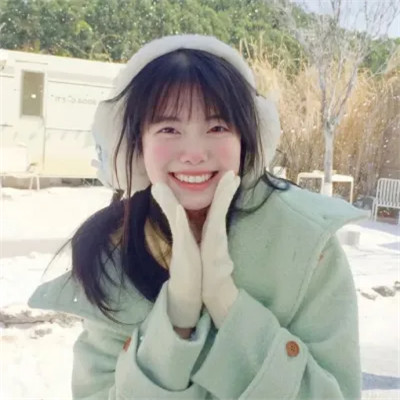 超温柔甜美女生头像图片