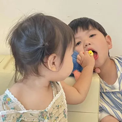 精选萌娃情侣头像图片