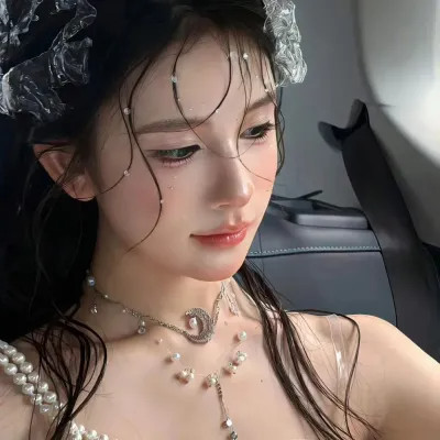 2025超美真人女生头像图片