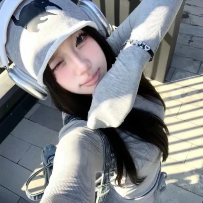 2025超美真人女生头像图片