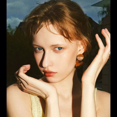 2025超美真人女生头像图片