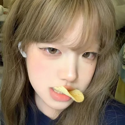 2025超美真人女生头像图片