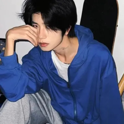 2025最新男生头像