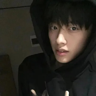 2025最新男生头像