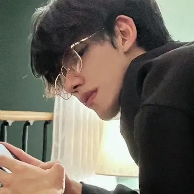 2025最新男生头像