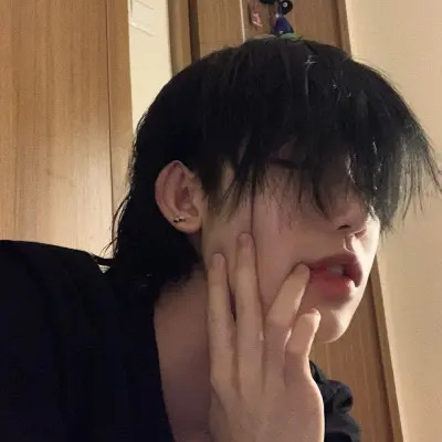 2025最新男生头像