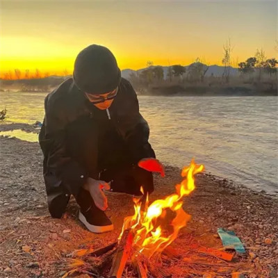 超火爆的2025年男头图片