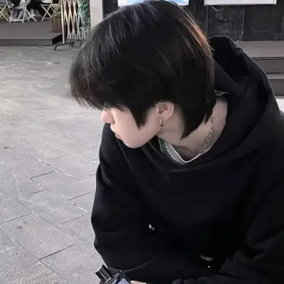 独特2025年男生头像