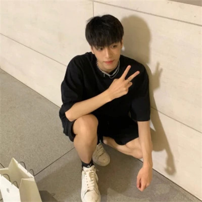 2025热门男头图片